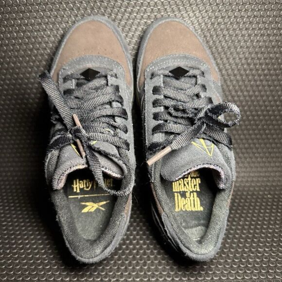 Reebok Harry Potter x Classic Leather Deathly Hallow Comfort Shoes Women’s 5 - Picture 6 of 8